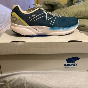 Karhu Fusion (BRAND NEW)